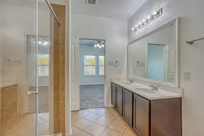 318 Apache Field Lane, La Marque, TX 77568 - Photo 13