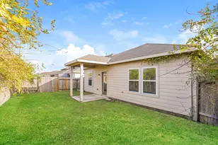 318 Apache Field Ln, La Marque, TX 77568 - Photo 19