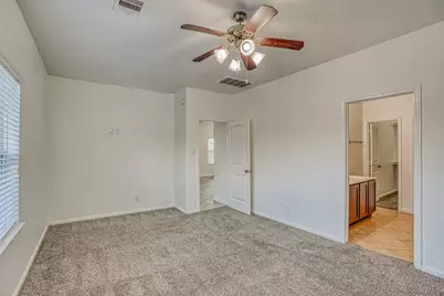 318 Apache Field Lane, La Marque, TX 77568 - Photo 11