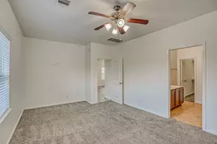 318 Apache Field Ln, La Marque, TX 77568 - Photo 11