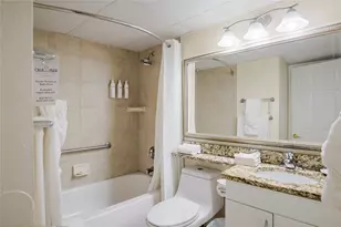 6102 Seawall Blvd, Galveston, TX 77551 - Photo 9