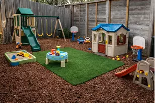 619 Rancho Bauer Dr, Houston, TX 77079 - Photo 7