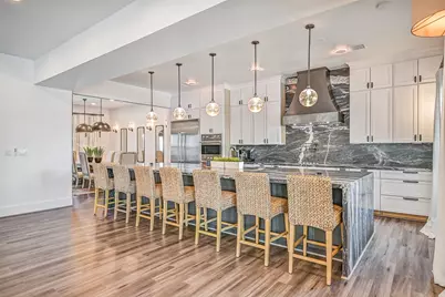 1614 Castaway Street, Tiki Island, TX 77554 - Photo 5