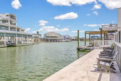 1614 Castaway Street, Tiki Island, TX 77554 - Photo 47