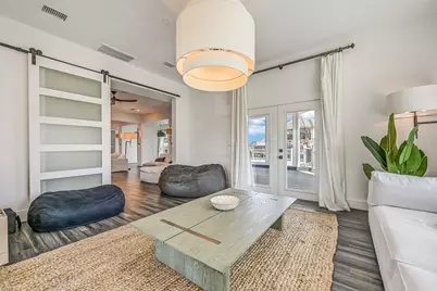 1614 Castaway Street, Tiki Island, TX 77554 - Photo 9