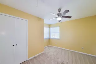 10130 Berry Limb Dr, Houston, TX 77099 - Photo 33