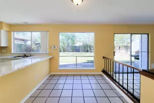 10130 Berry Limb Dr, Houston, TX 77099 - Photo 15