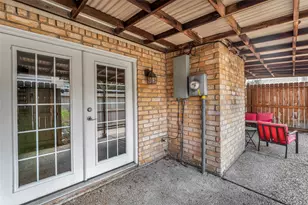 1553 W Sam Houston Pkwy S, Houston, TX 77042 - Photo 29
