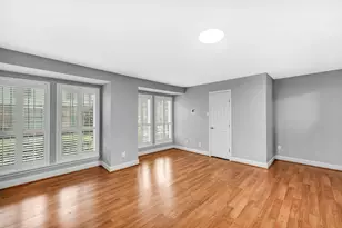 1553 W Sam Houston Pkwy S, Houston, TX 77042 - Photo 5