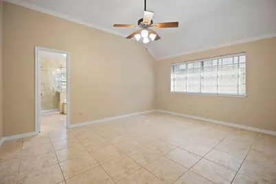 710 Lochnell Drive, Houston, TX 77062 - Photo 15