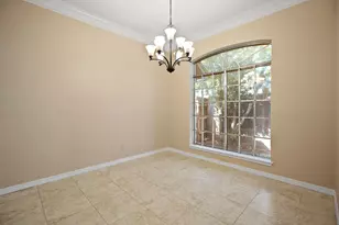 710 Lochnell Dr, Houston, TX 77062 - Photo 9