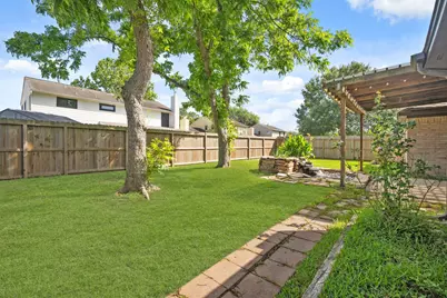 710 Lochnell Drive, Houston, TX 77062 - Photo 23