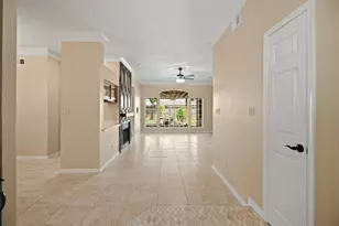710 Lochnell Dr, Houston, TX 77062 - Photo 5