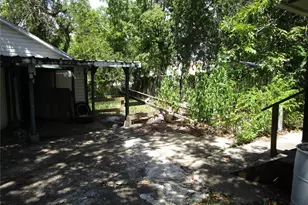 1306 Pershing St, Baytown, TX 77520 - Photo 7