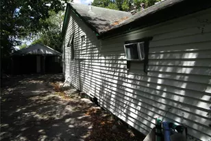 1306 Pershing St, Baytown, TX 77520 - Photo 5