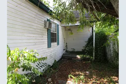 1306 Pershing Street, Baytown, TX 77520 - Photo 3
