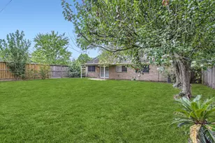 11910 Yearling Dr, Houston, TX 77065 - Photo 23