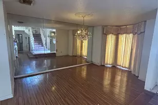 14715 Mesa Vista Dr, Houston, TX 77083 - Photo 9