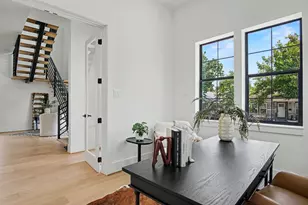 705 Walton St, Houston, TX 77009 - Photo 9