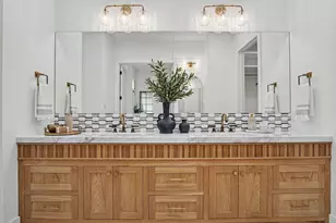 705 Walton St, Houston, TX 77009 - Photo 31