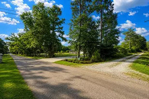 435 County Rd 3310, Cleveland, TX 77327 - Photo 23