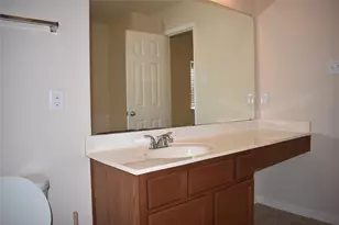 1747 Nichole Woods Dr, Houston, TX 77047 - Photo 19