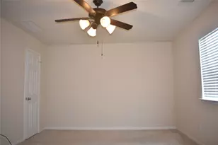 1747 Nichole Woods Dr, Houston, TX 77047 - Photo 15