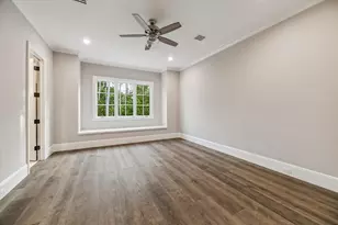 9 Valley Forge Dr, Bunker Hill Village, TX 77024 - Photo 33