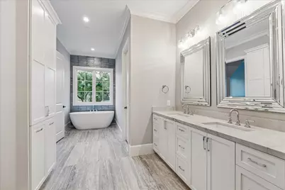 9 Valley Forge Drive, Bunker Hill Village, TX 77024 - Photo 31