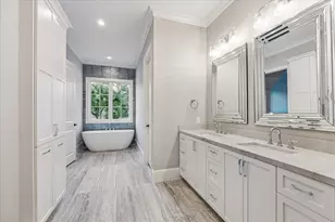 9 Valley Forge Dr, Bunker Hill Village, TX 77024 - Photo 31