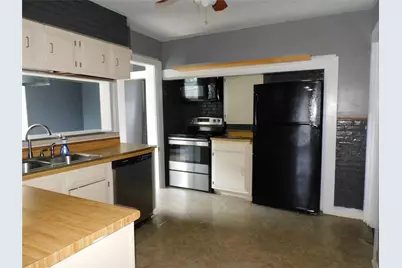 405 13th Avenue N, Texas City, TX 77590 - Photo 3