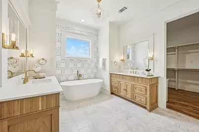 1119 E 7th 1/2 Street, Houston, TX 77009 - Photo 31