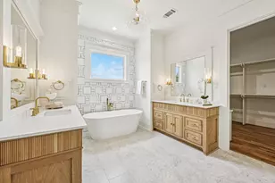 1119 E 7th 1/2 St, Houston, TX 77009 - Photo 31