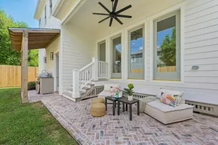 1119 E 7th 1/2 St, Houston, TX 77009 - Photo 47