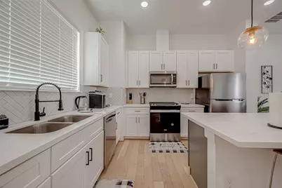 2726 Anita Street, Houston, TX 77004 - Photo 13