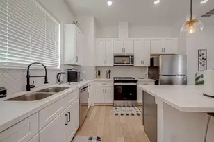 2726 Anita St, Houston, TX 77004 - Photo 13