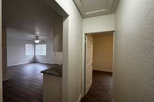 612 N Avenue B, Freeport, TX 77541 - Photo 7