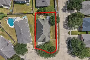 2805 Enchanted Lake Dr, Pearland, TX 77584 - Photo 41