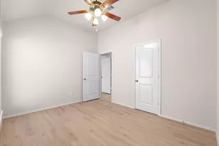 2805 Enchanted Lake Dr, Pearland, TX 77584 - Photo 29