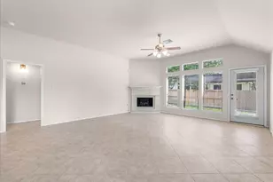 2805 Enchanted Lake Dr, Pearland, TX 77584 - Photo 13