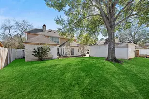 14926 Camino Rancho Dr, Houston, TX 77083 - Photo 19