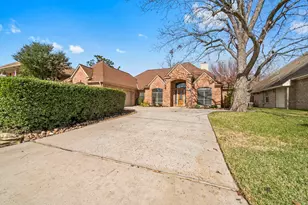 590 Edgewood Dr, Montgomery, TX 77356 - Photo 3