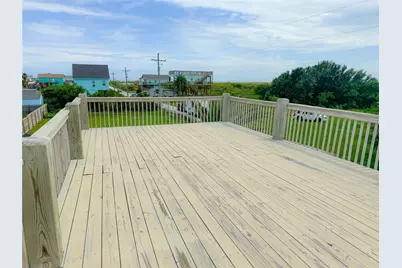 974 Alma Road, Crystal Beach, TX 77650 - Photo 13