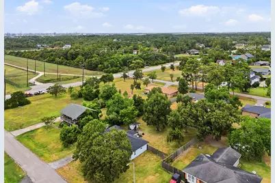 618 S Shady Lane, La Porte, TX 77571 - Photo 31