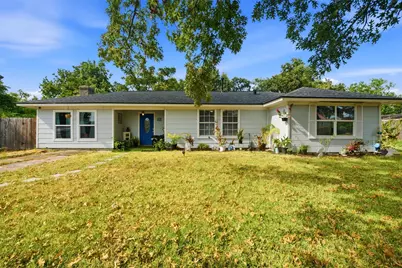 618 S Shady Lane, La Porte, TX 77571 - Photo 1