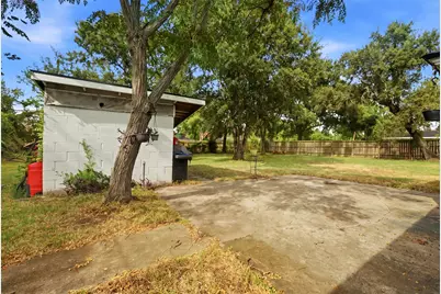 618 S Shady Lane, La Porte, TX 77571 - Photo 25