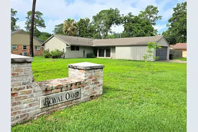 1763 Maux Drive, Houston, TX 77043 - Photo 1