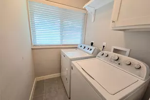1763 Maux Dr, Houston, TX 77043 - Photo 29