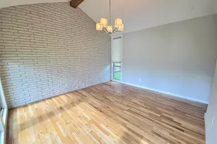 1763 Maux Dr, Houston, TX 77043 - Photo 7