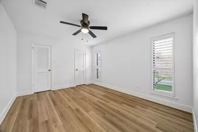 607 Tanglewood Drive, Friendswood, TX 77546 - Photo 13